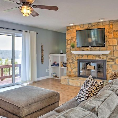 Monticello Home With Multi-Level Deck On 2 Acres! Luaran gambar