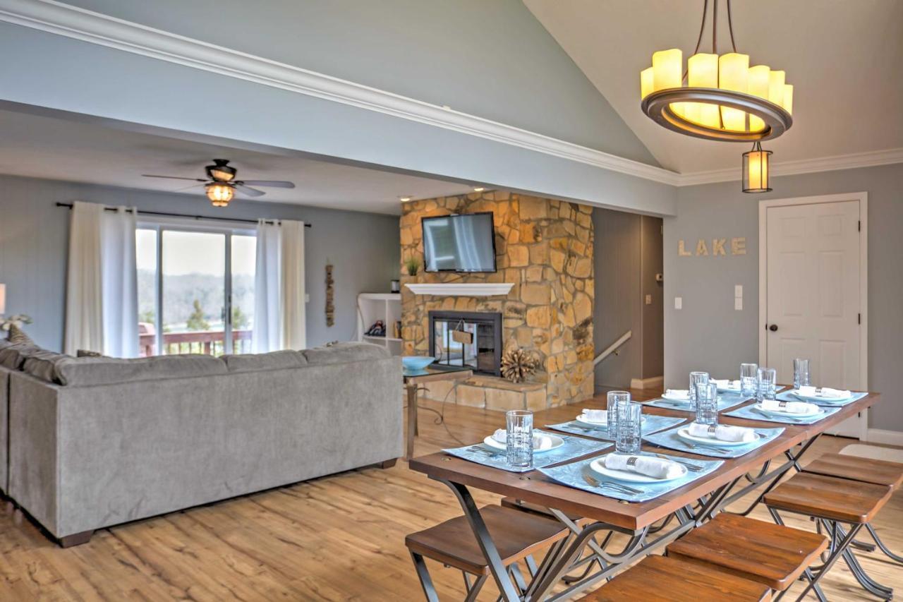 Monticello Home With Multi-Level Deck On 2 Acres! Luaran gambar