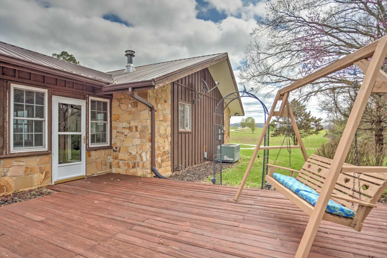 Monticello Home With Multi-Level Deck On 2 Acres! Luaran gambar